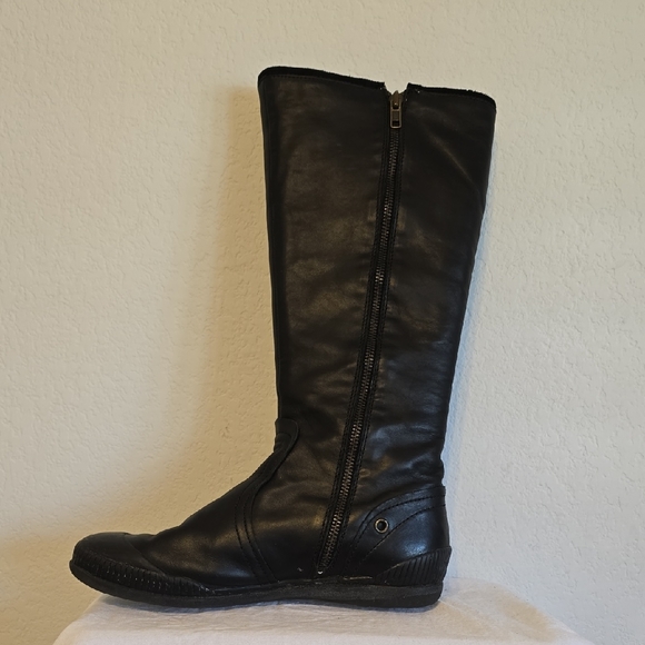 OTBT "Bayberry" Black Leather Winter Boots. Size 7.5M - Picture 12 of 16